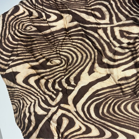 Urban Outfitters Swirl Print Mini Skirt - Picture 6 of 7